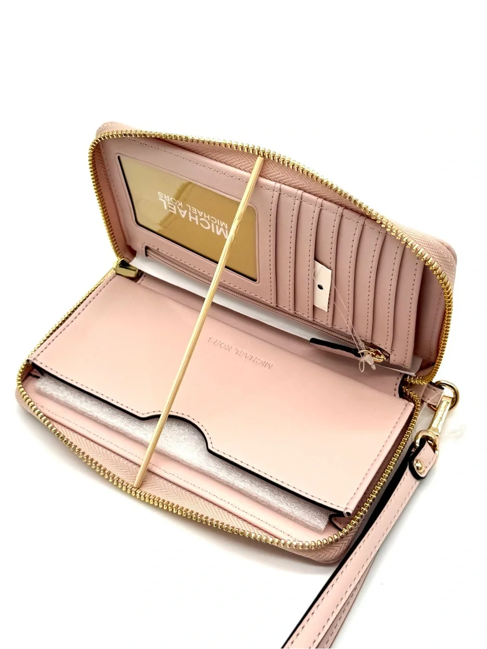 Michael Kors Large Quilted Heart Flat MF Phone Case Wallet Powder Blush
